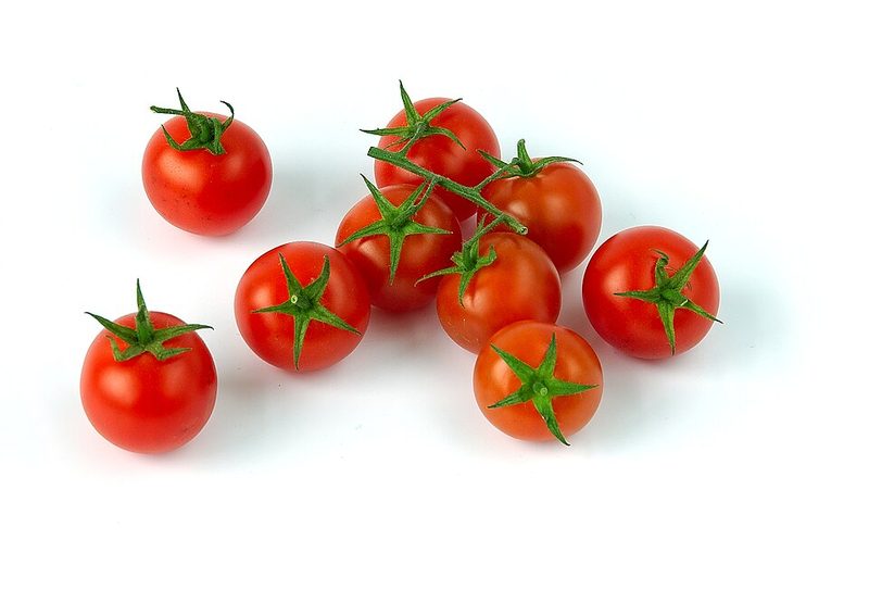 Cherry tomatoes (1 cup)