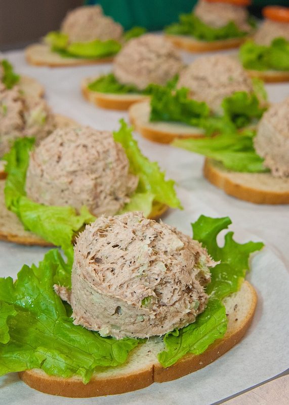 Tuna (canned, in water)